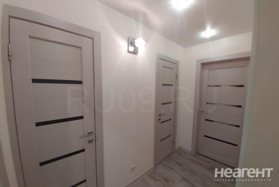 Продается 3-х комнатная квартира, 61 м²