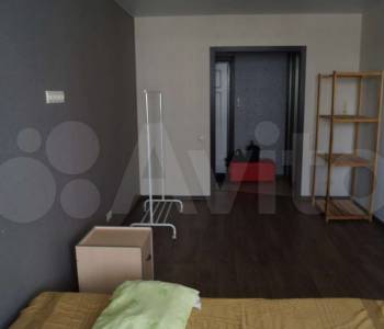 Продается 1-комнатная квартира, 52 м²