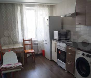 Продается 1-комнатная квартира, 52 м²