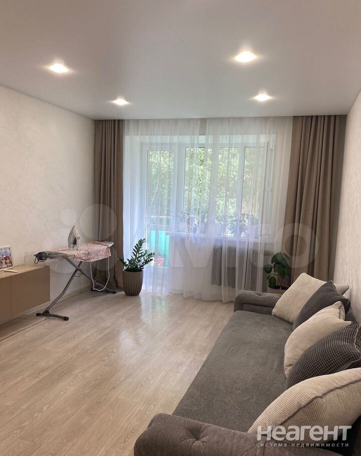 Продается 2-х комнатная квартира, 49 м²