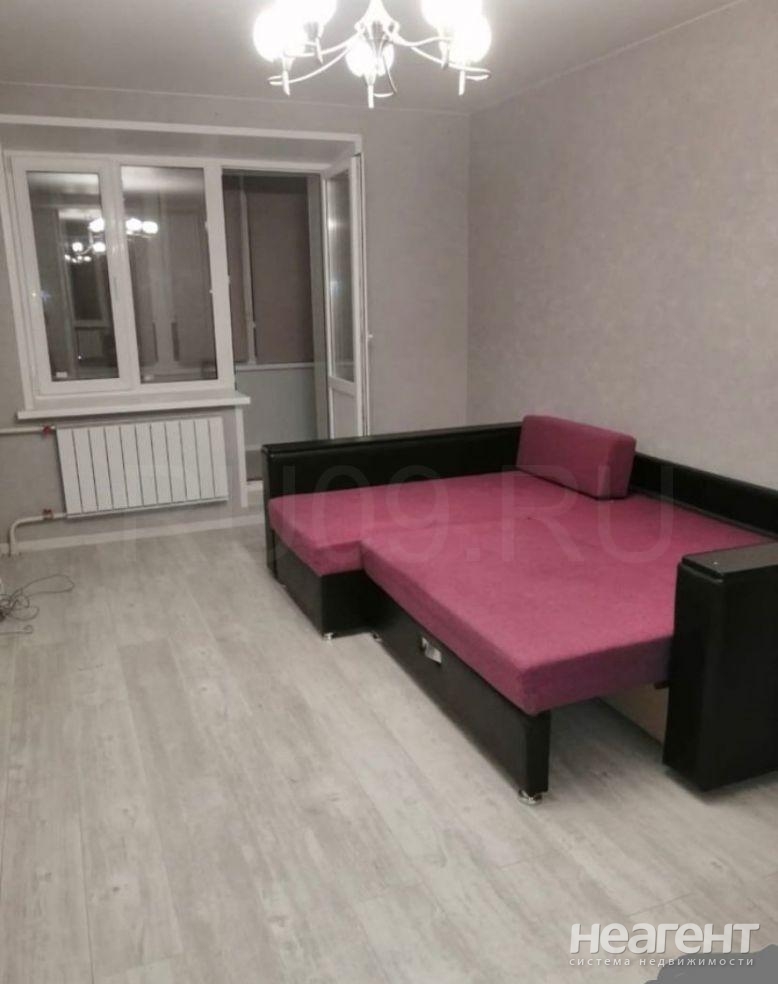 Продается 1-комнатная квартира, 33 м²