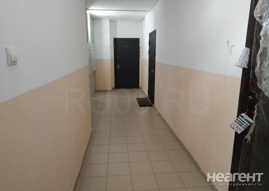 Продается 1-комнатная квартира, 36 м²