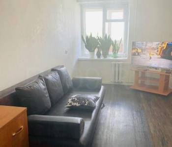 Продается Многокомнатная квартира, 72 м²