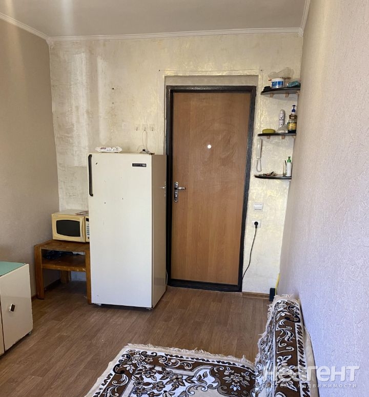 Продается 1-комнатная квартира, 10 м²