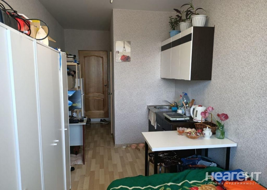 Продается 1-комнатная квартира, 18 м²