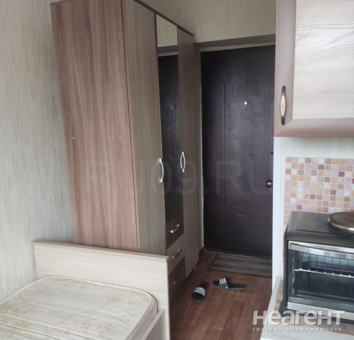 Продается 1-комнатная квартира, 12 м²