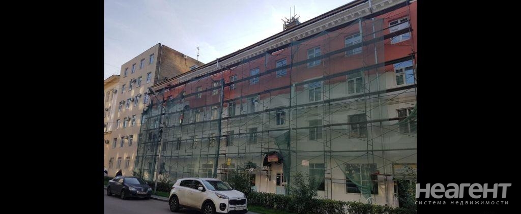 Продается Многокомнатная квартира, 102 м²