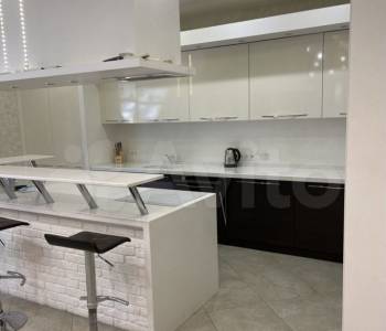 Сдается Дом, 280 м²