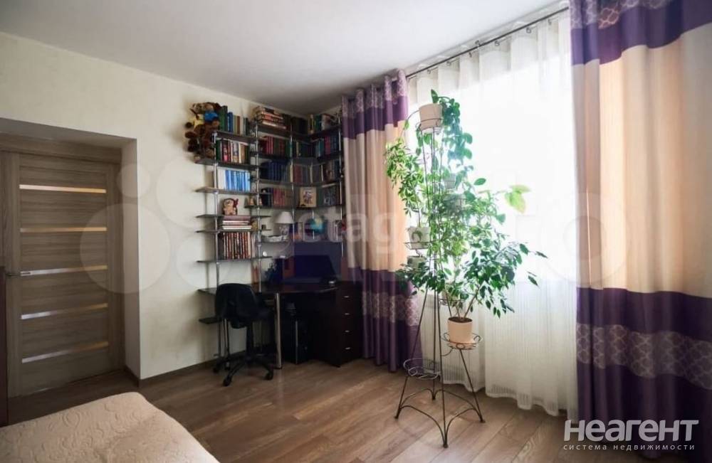 Продается 3-х комнатная квартира, 75,9 м²