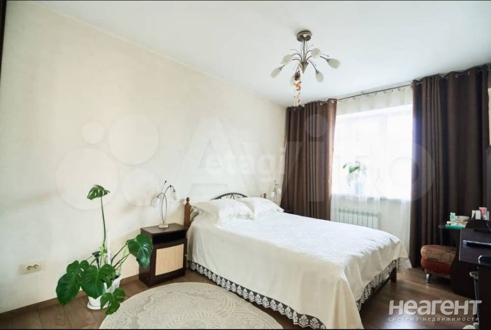 Продается 3-х комнатная квартира, 75,9 м²