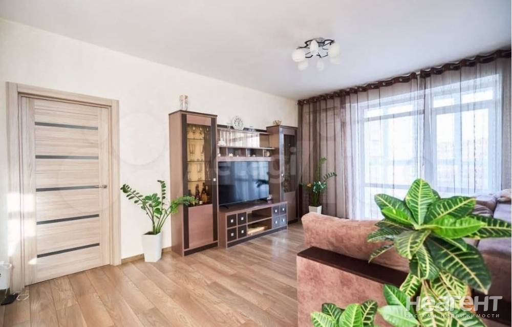 Продается 3-х комнатная квартира, 75,9 м²