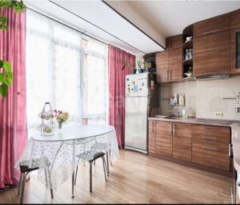 Продается 3-х комнатная квартира, 75,9 м²