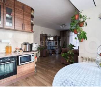 Продается 3-х комнатная квартира, 75,9 м²