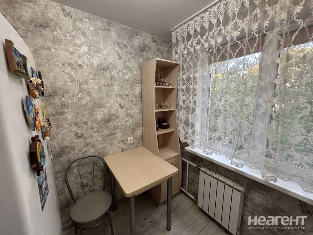 Продается 1-комнатная квартира, 30 м²