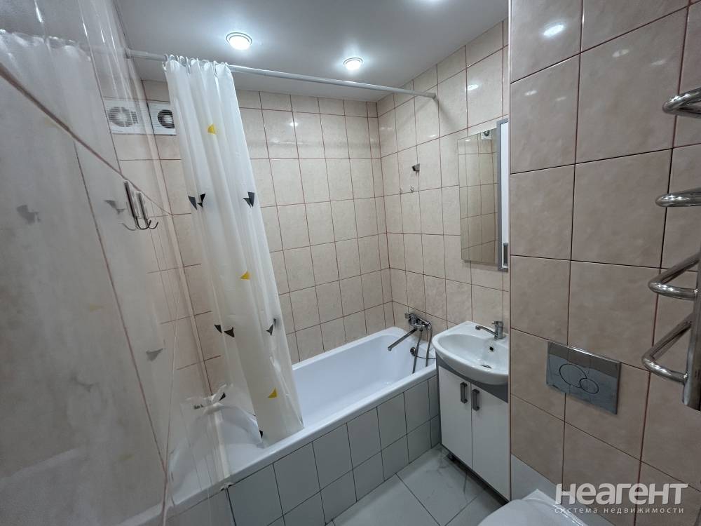 Продается 1-комнатная квартира, 30 м²