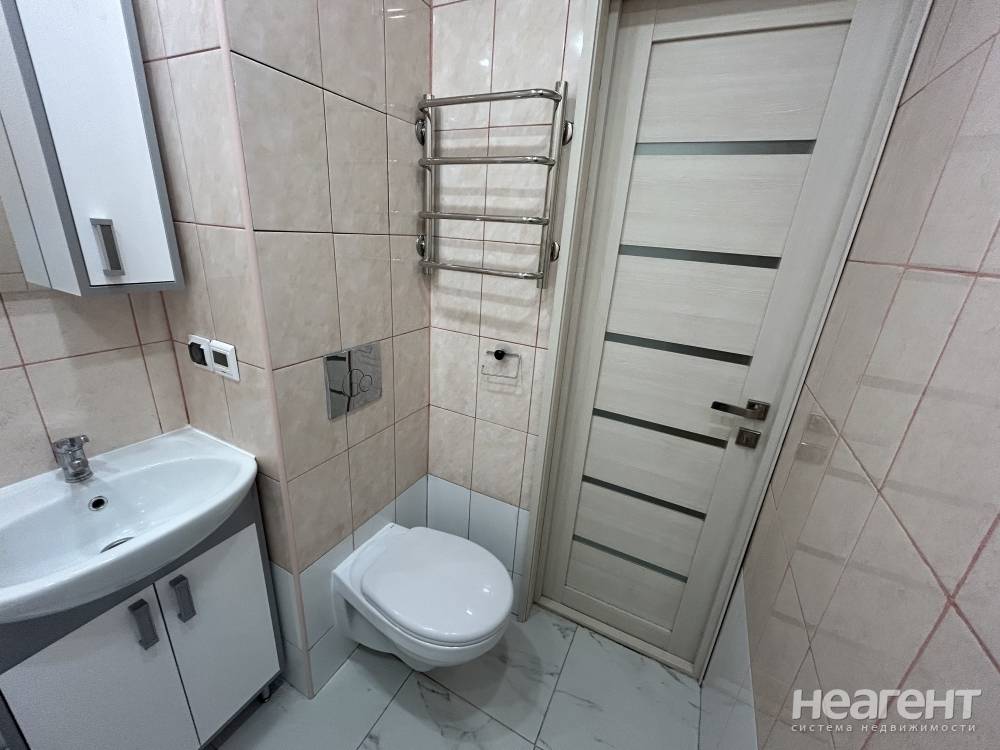 Продается 1-комнатная квартира, 30 м²