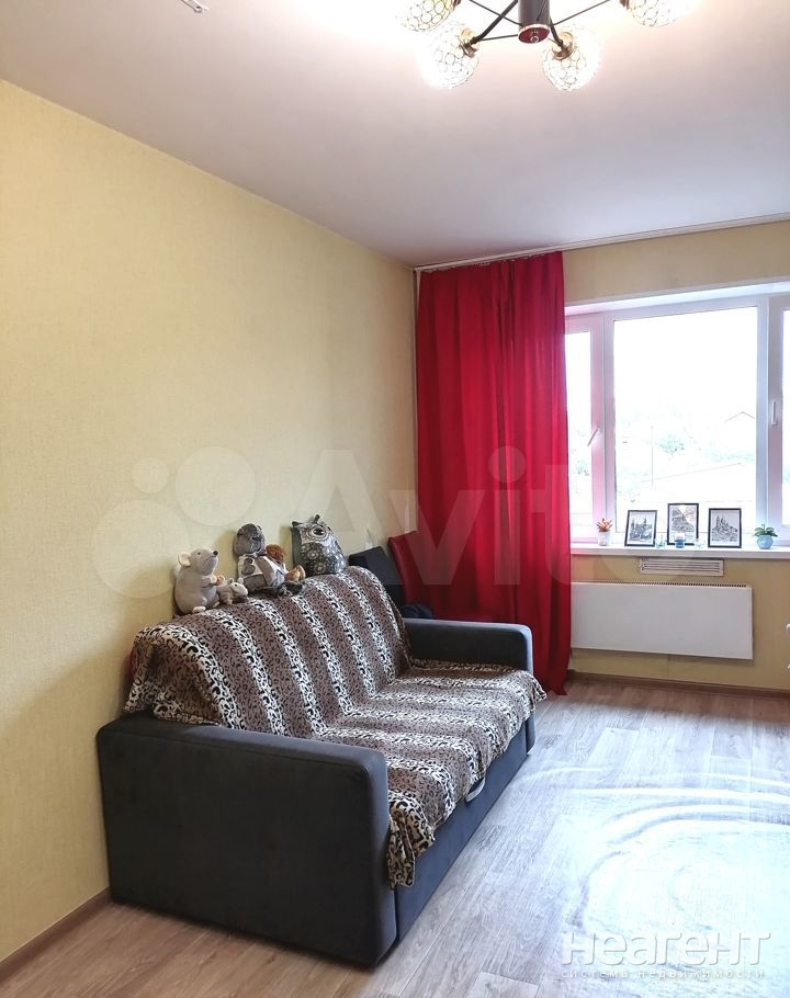 Продается 1-комнатная квартира, 51,2 м²