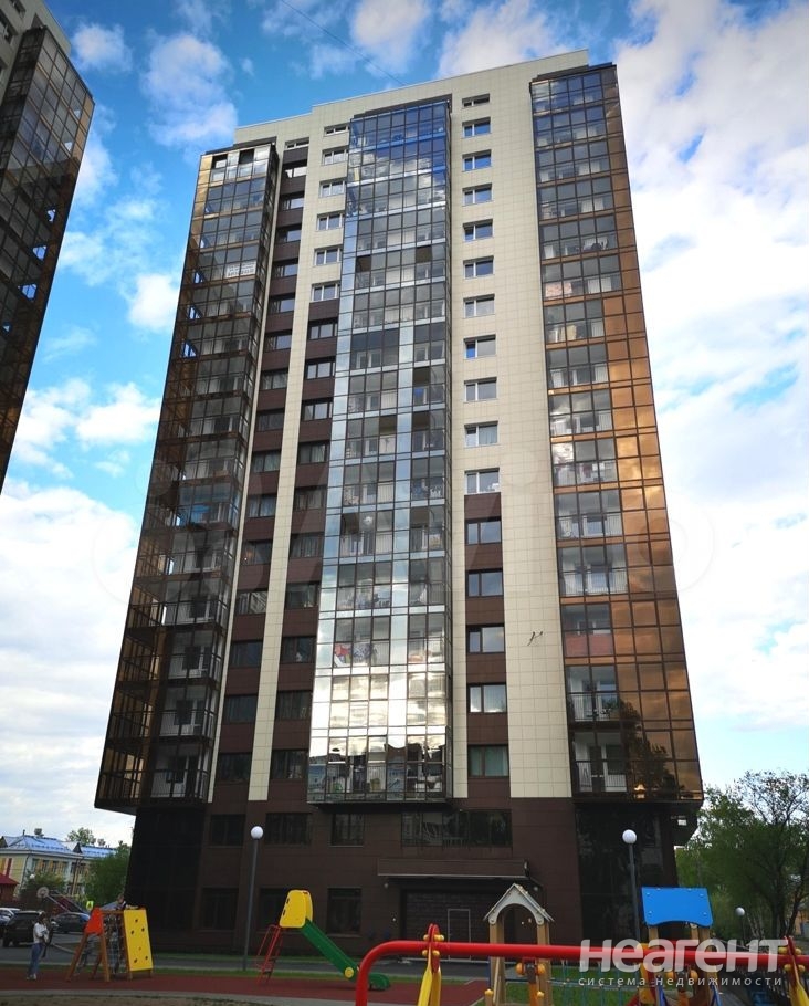 Продается 1-комнатная квартира, 51,2 м²