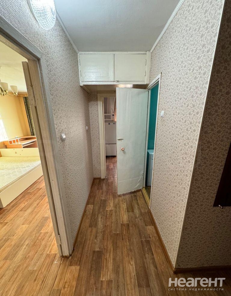 Продается 1-комнатная квартира, 36 м²