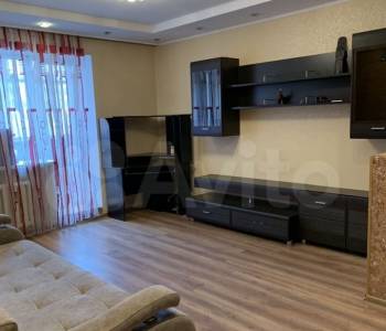 Сдается 2-х комнатная квартира, 63 м²