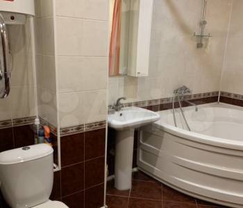 Сдается 2-х комнатная квартира, 63 м²