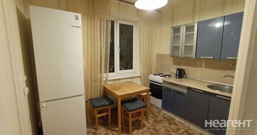 Продается 1-комнатная квартира, 34 м²