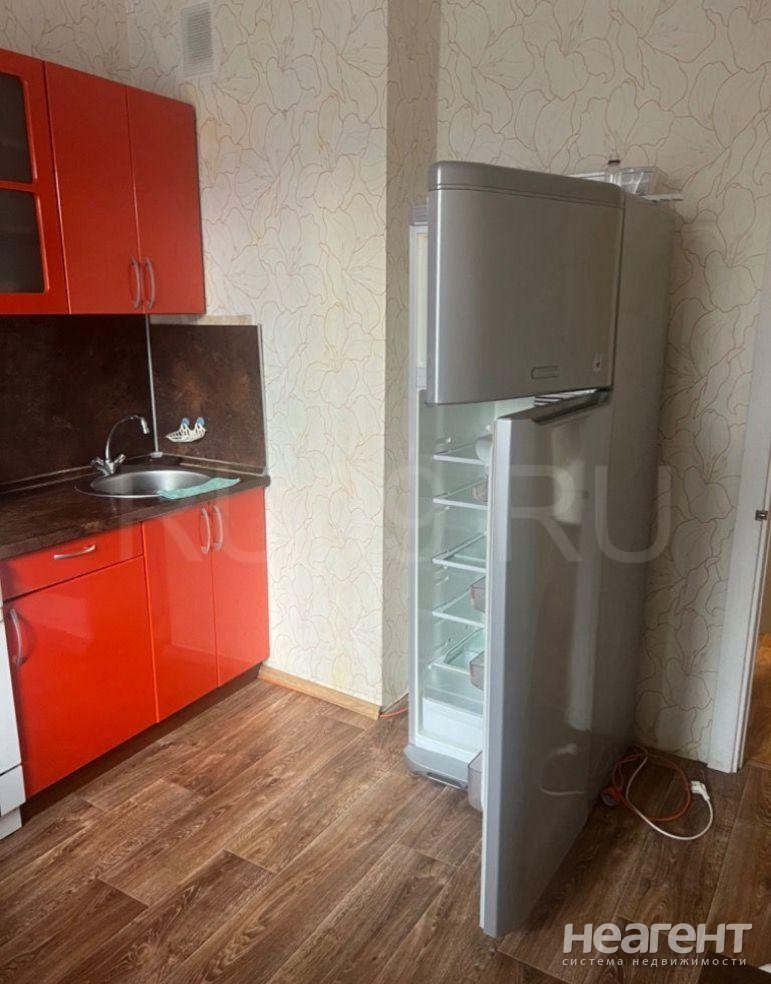 Продается 1-комнатная квартира, 40 м²