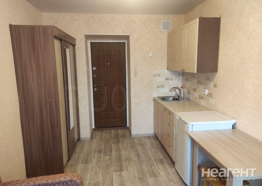 Продается 1-комнатная квартира, 11 м²