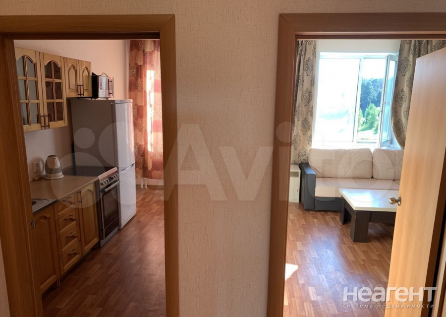 Продается 1-комнатная квартира, 33 м²