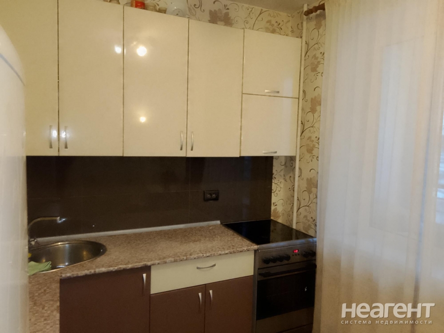 Сдается 1-комнатная квартира, 36 м²