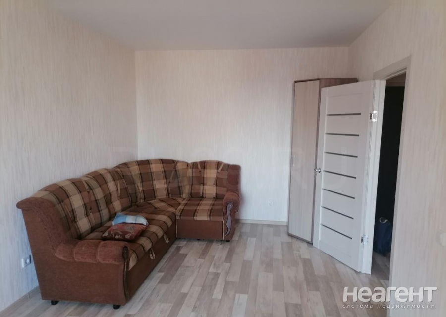 Сдается 1-комнатная квартира, 40 м²