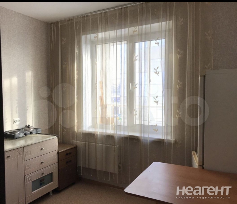 Продается 1-комнатная квартира, 39 м²