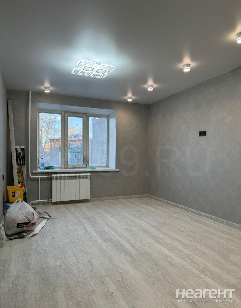 Продается 1-комнатная квартира, 18 м²