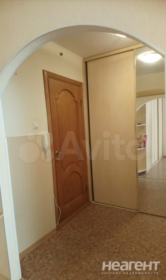 Продается 1-комнатная квартира, 39,2 м²