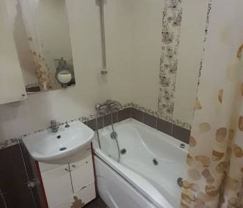 Сдается Многокомнатная квартира, 81,6 м²