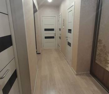 Сдается Многокомнатная квартира, 81,6 м²