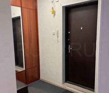 Продается 1-комнатная квартира, 38 м²