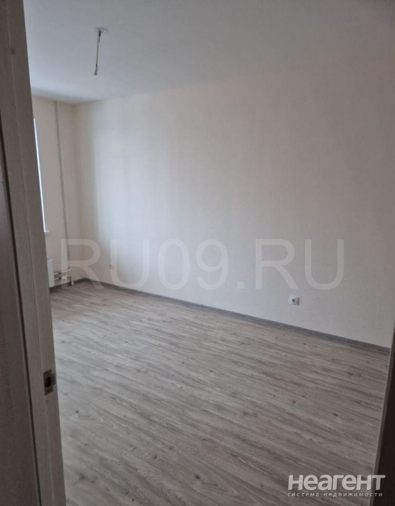 Продается 2-х комнатная квартира, 38 м²