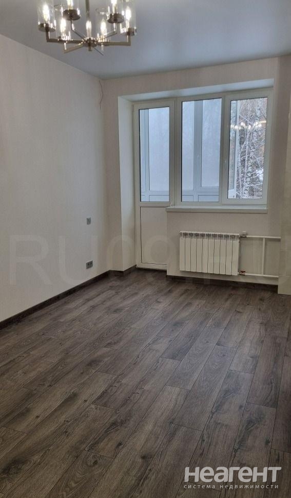 Продается 3-х комнатная квартира, 56 м²