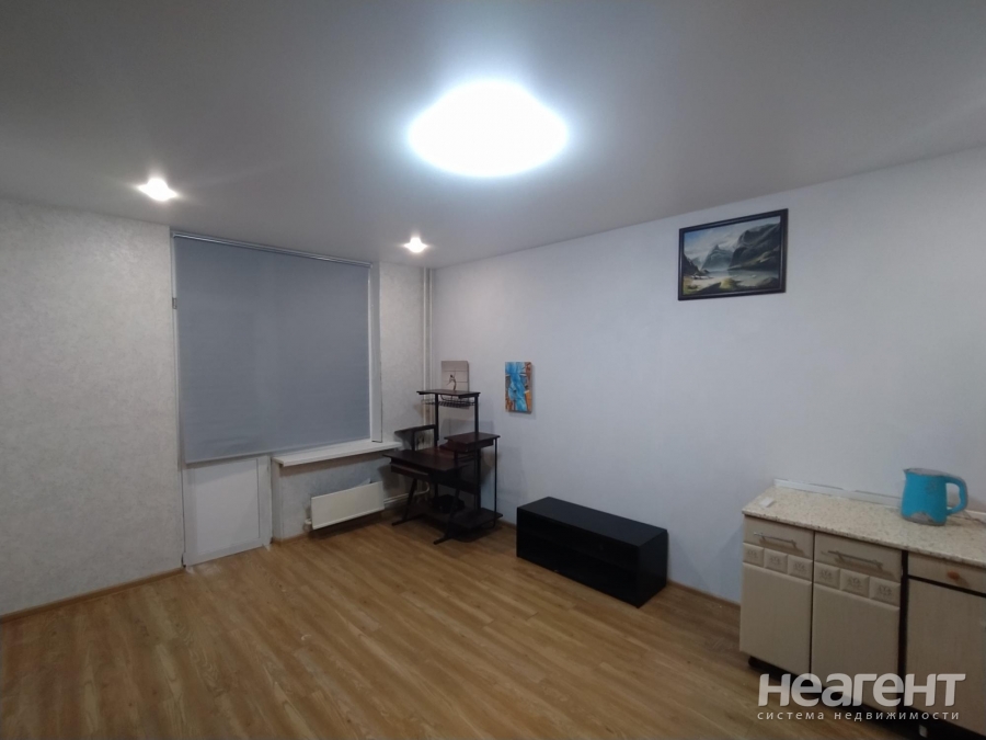 Продается 1-комнатная квартира, 30,7 м²