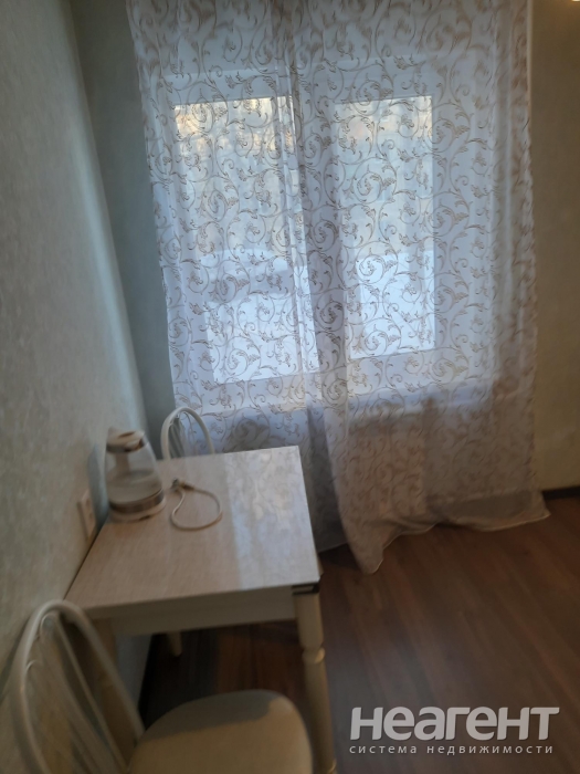 Сдается 1-комнатная квартира, 30 м²