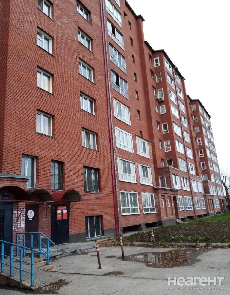 Продается 1-комнатная квартира, 32 м²