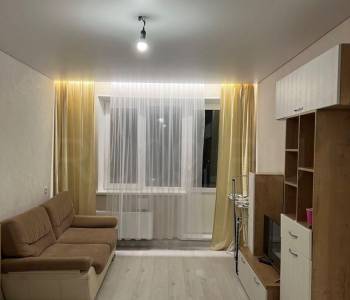 Продается 1-комнатная квартира, 34 м²