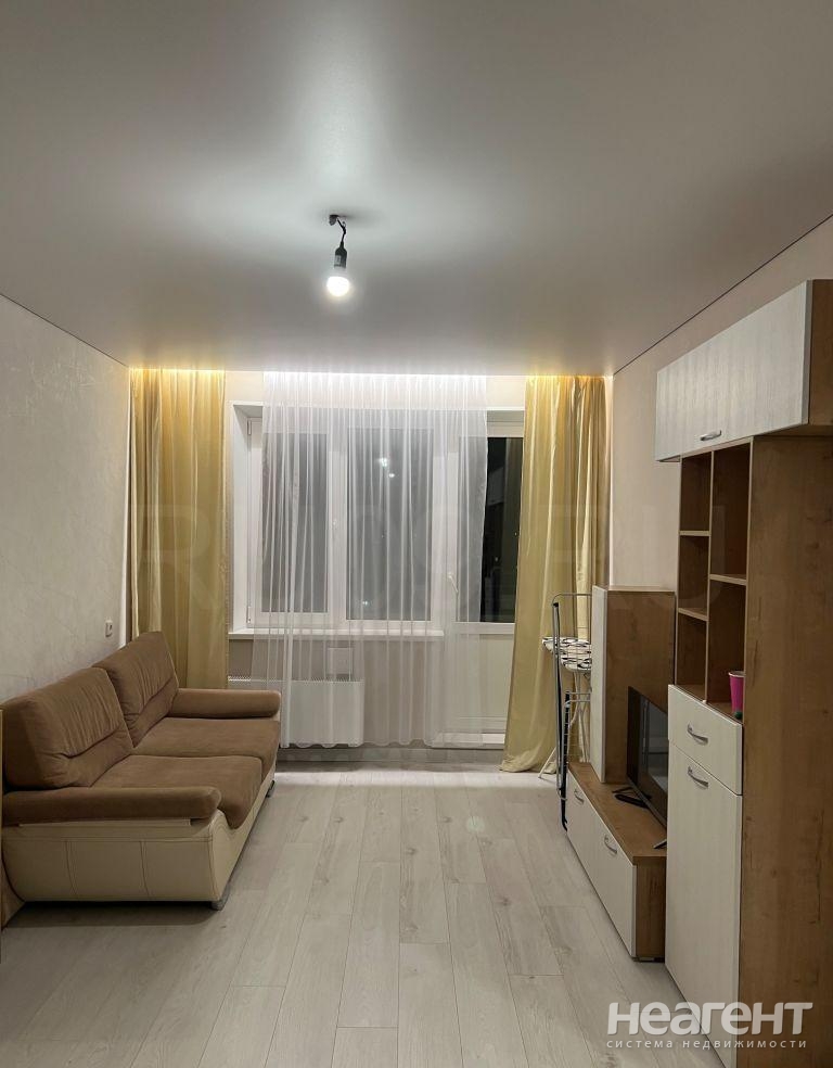 Продается 1-комнатная квартира, 34 м²