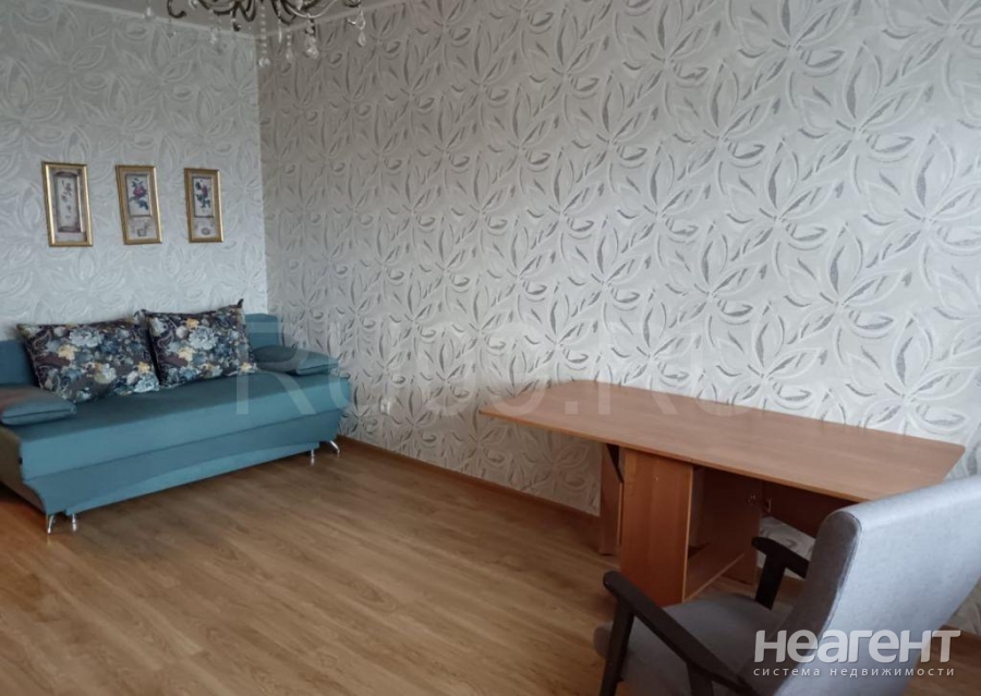 Продается 1-комнатная квартира, 40 м²