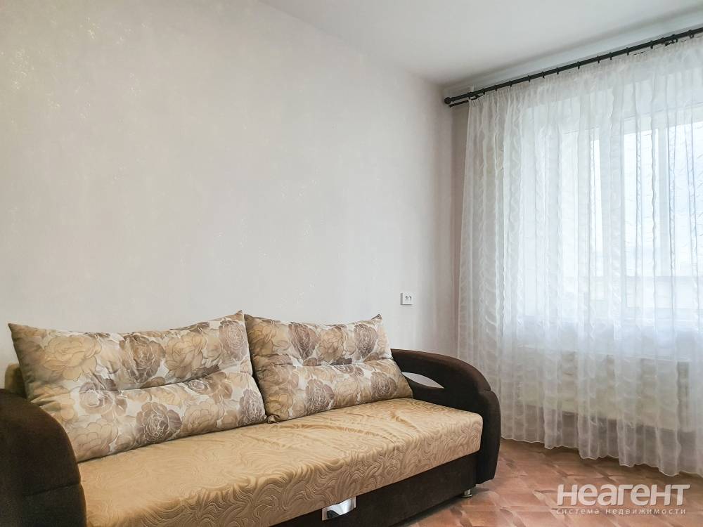 Сдается 1-комнатная квартира, 40 м²