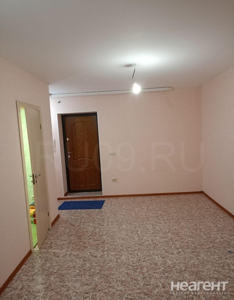 Продается 1-комнатная квартира, 28 м²