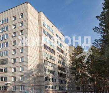 Продается Многокомнатная квартира, 93,9 м²