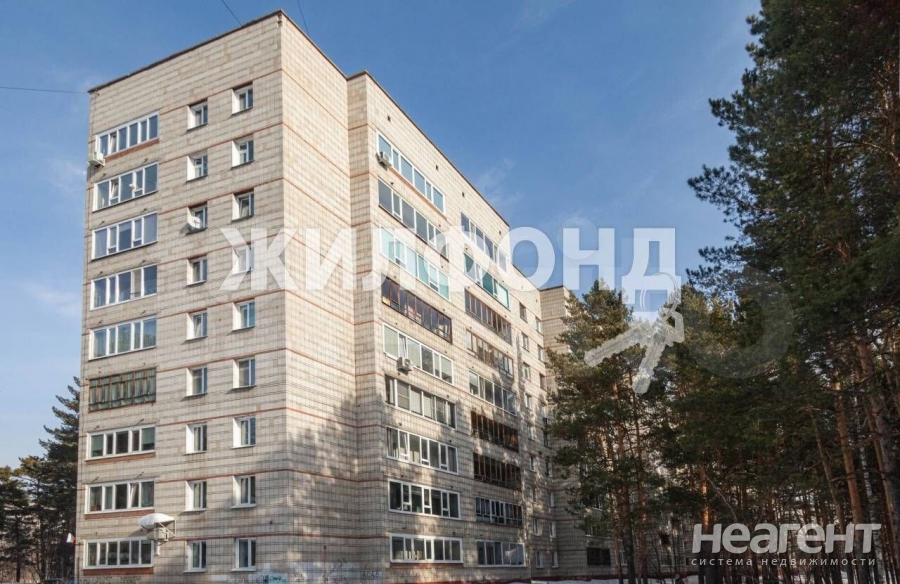 Продается Многокомнатная квартира, 93,9 м²