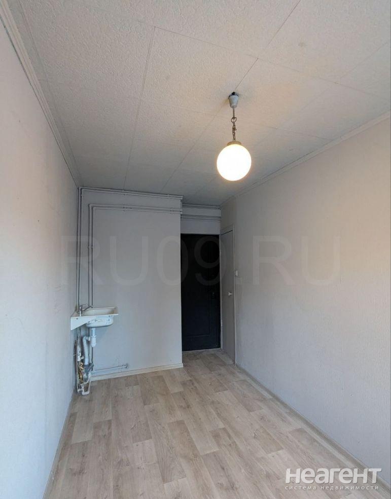 Продается 1-комнатная квартира, 13 м²